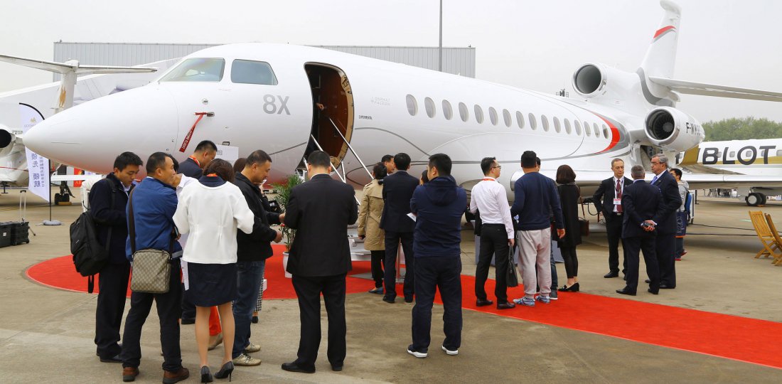 AINonline's tweet photo. #ABACE16: #Dassault Falcon Fleet in China Grows with New 7X Order
https://t.co/batdRA2NYQ https://t.co/jG12HEw4jl