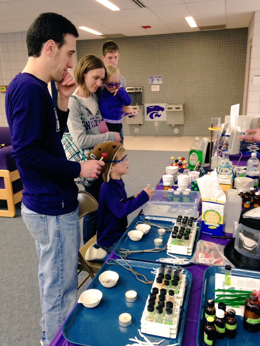 KSU_Salina's tweet photo. A phenomenal day on campus at Open House, which included aviation, #UAS, chemistry & 3D printing! #RootedinPurple https://t.co/cUTv10jYHZ