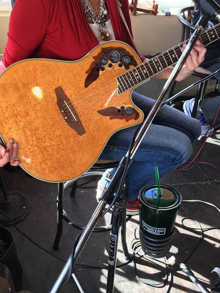 Robin Bogue tweet media