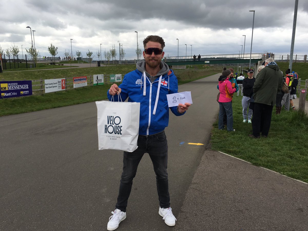 Lauder82's tweet image. Over the moon -Just won round2 of Crits in the Park,thanks @SDWcycleclub &amp;amp; @thevelohouse for the goodies #hattrick