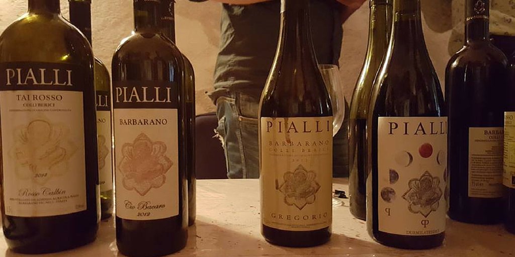 M_WineinMotion's tweet photo. Belle scoperte @VinNatur grazie Azienda Agricola #Pialli #Tai Rosso #Tocai #Barbarano #Vicenza #viniveri #vinibio https://t.co/Xyd5o9oAtA