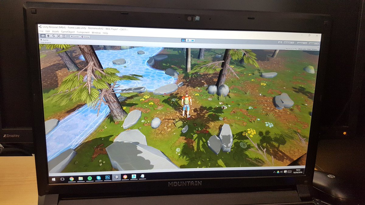 GizmoGames2014's tweet photo. Working on it!! #HackathonESNE @ense_es https://t.co/J4iAQTby03