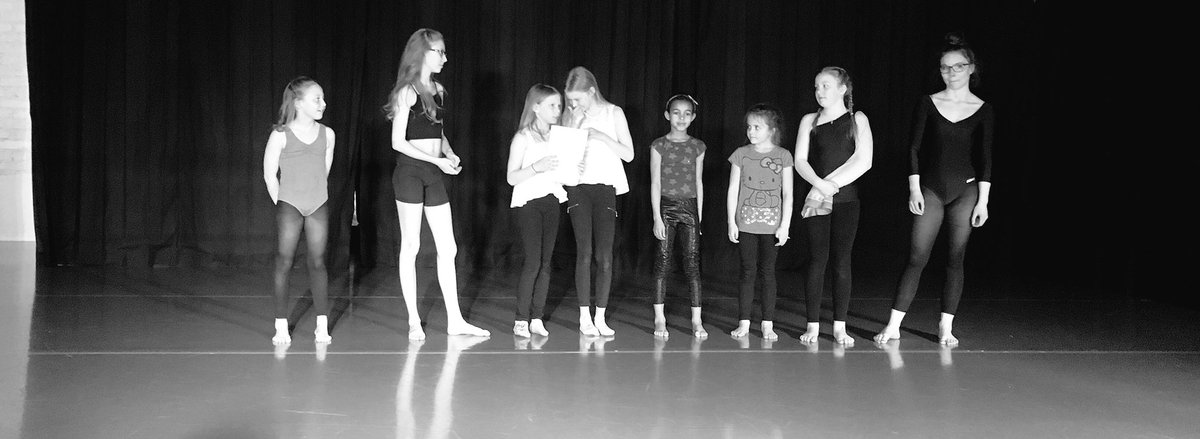 JanRuoho's tweet image. Hienoja esityksiä, kiitos #spotti #talent #Lahti #tanssiopisto #faijjaaJännittää (turhaan)