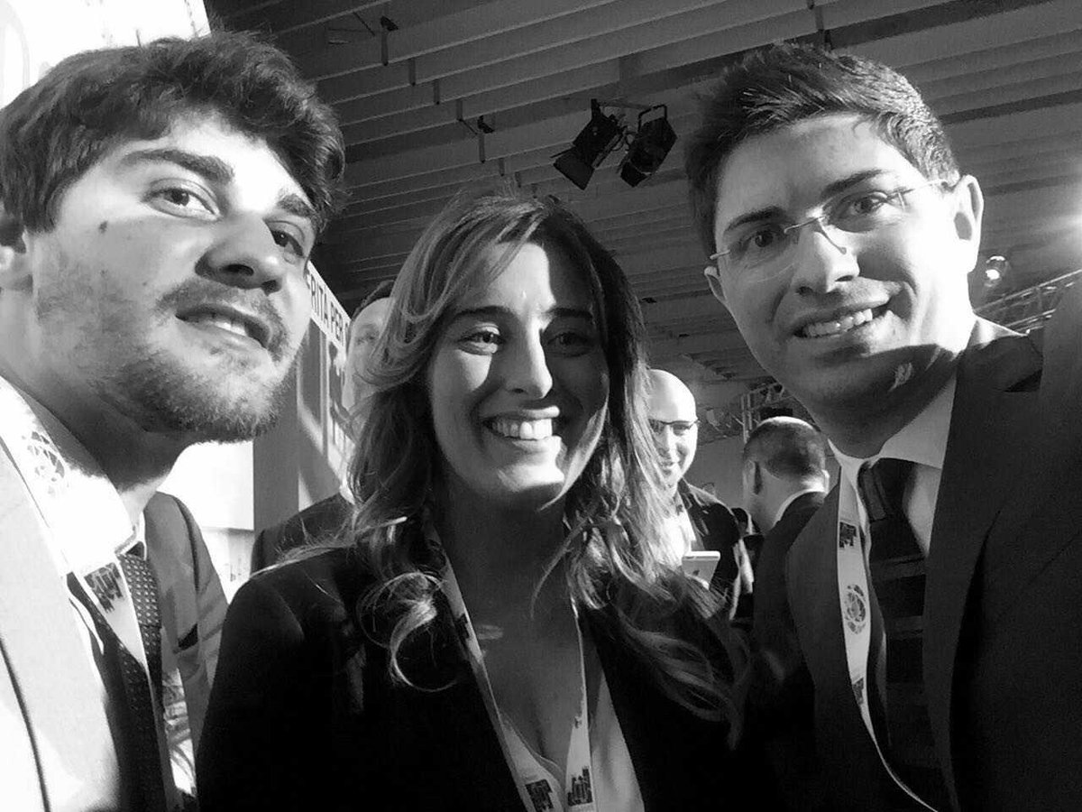 e_badalotti's tweet photo. Con Ministra @meb e l'amico sindaco @g_savoldi assemblea #ancigiovani16 momenti di crescita personale e confronto. https://t.co/mmVB3ZFFxo