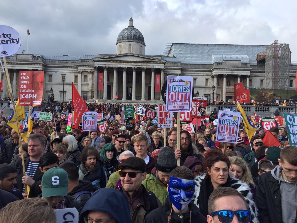 UKActUp's tweet photo. 150k people fill Trafalgar Square to demand the resignation of Cameron #4Demands #EndAusterityNow #BursaryOrBust https://t.co/TqVCPDElgj