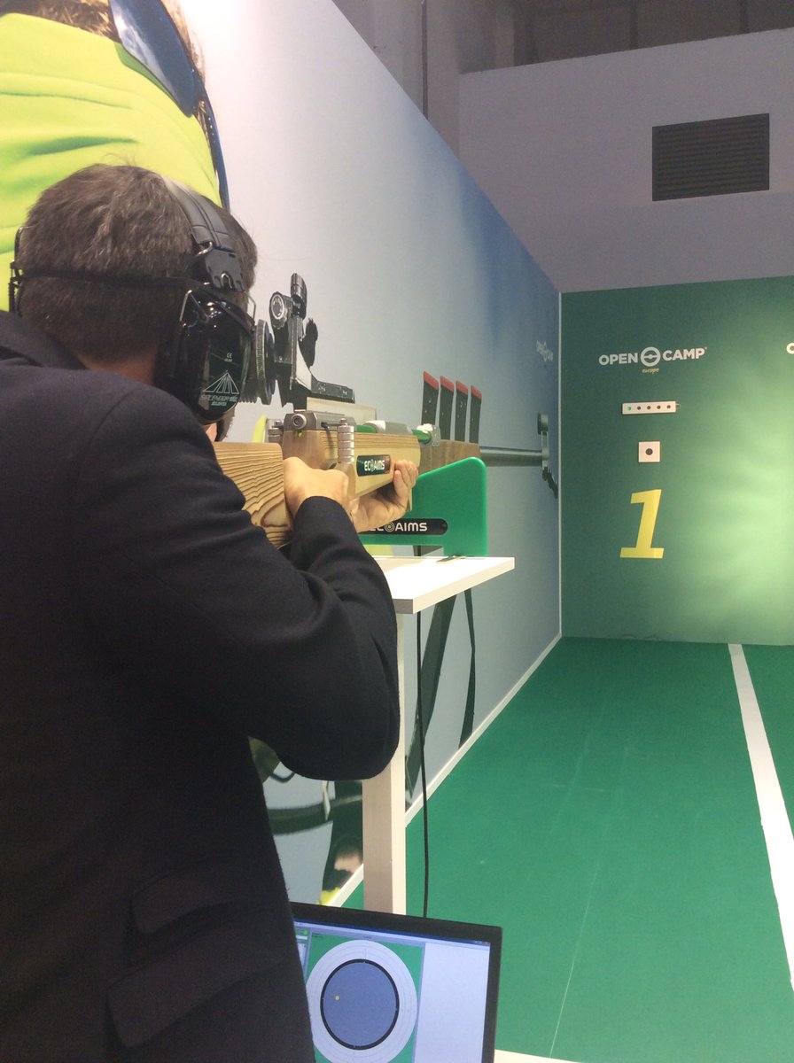 opencampbcn's tweet photo. En marcha otra vez el #OPENSHOOTING en nuestro stand de @BTravelShow https://t.co/HXDkTnT6JF