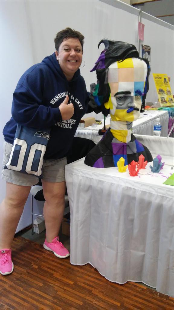 hoffmanlitclass's tweet photo. At the DC STEMfest with Upward Bound today... Yea for 3d Edgar Allen Poe bust!!! https://t.co/ZN66ZkTYbr