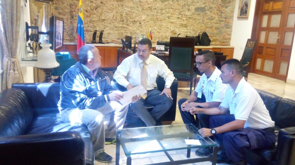 Voluntarios por Venezuela tweet media