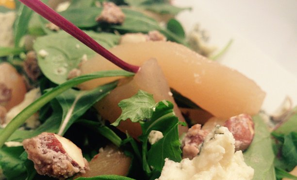 Sabado de Pizzas Creativas con Amigos. No dejen de probar <a href="/1893pizza/">1893</a> Excelente sabor y genial precio.