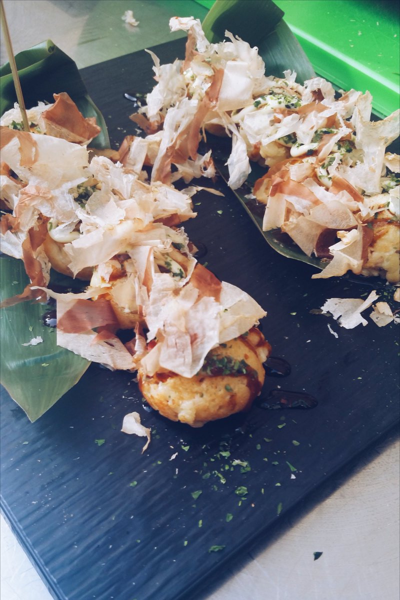 Infoturismiamo's tweet photo. Direttamente dal Giappone, la proposta street food dello chef Keisuke Aramaki #Libando16 https://t.co/nAbvEflkuw
