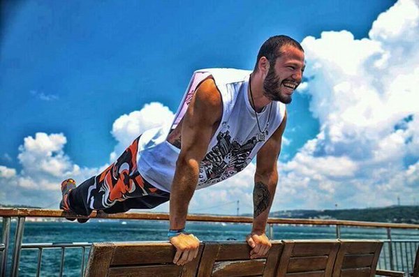 yazdansonra's tweet photo. Şampiyonluğa en çok yakışan adam
Dürüst akıllı ahlaklı
HalkYanında AvatarAtakan https://t.co/3DLMasvAr2
