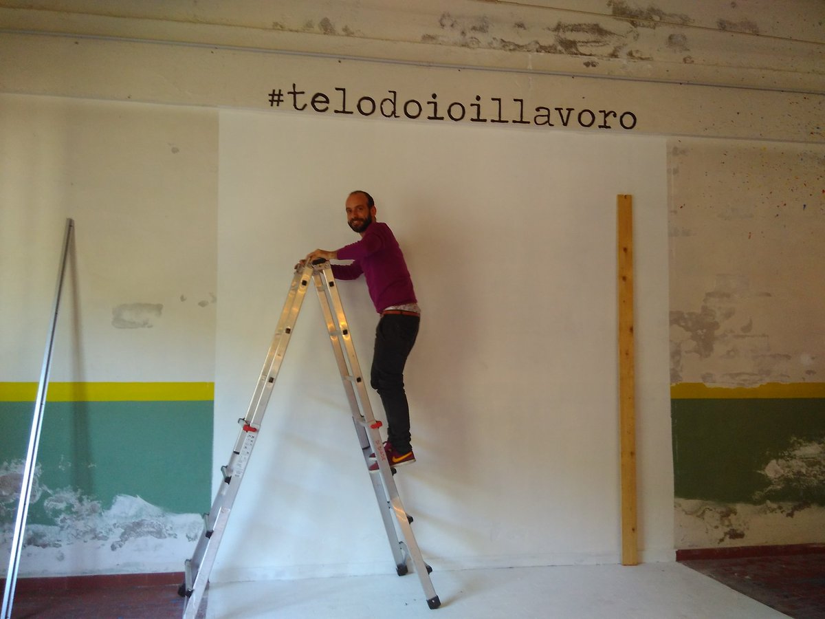 AnnCaramia's tweet photo. Del resto è il mio capo! #telodoioillavoro @JES_please #Portobellospringedition #Ancona colloqui del futuro https://t.co/a0aBwFgc7e