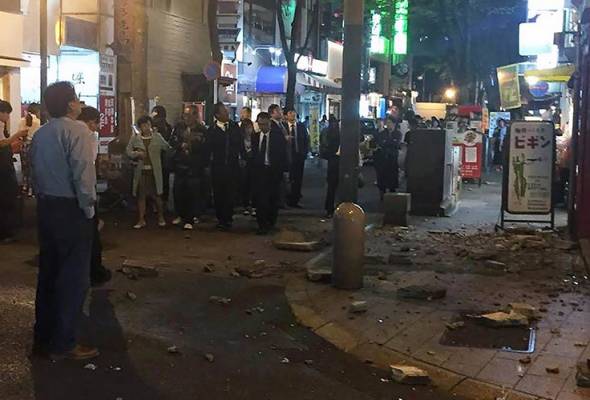 501Awani's tweet photo. #AWANInews No Malaysians hurt in Japan's 7.3-magnitude quake - Foreign Ministry https://t.co/4s4wLBa9yX https://t.co/3seZz8NCEY