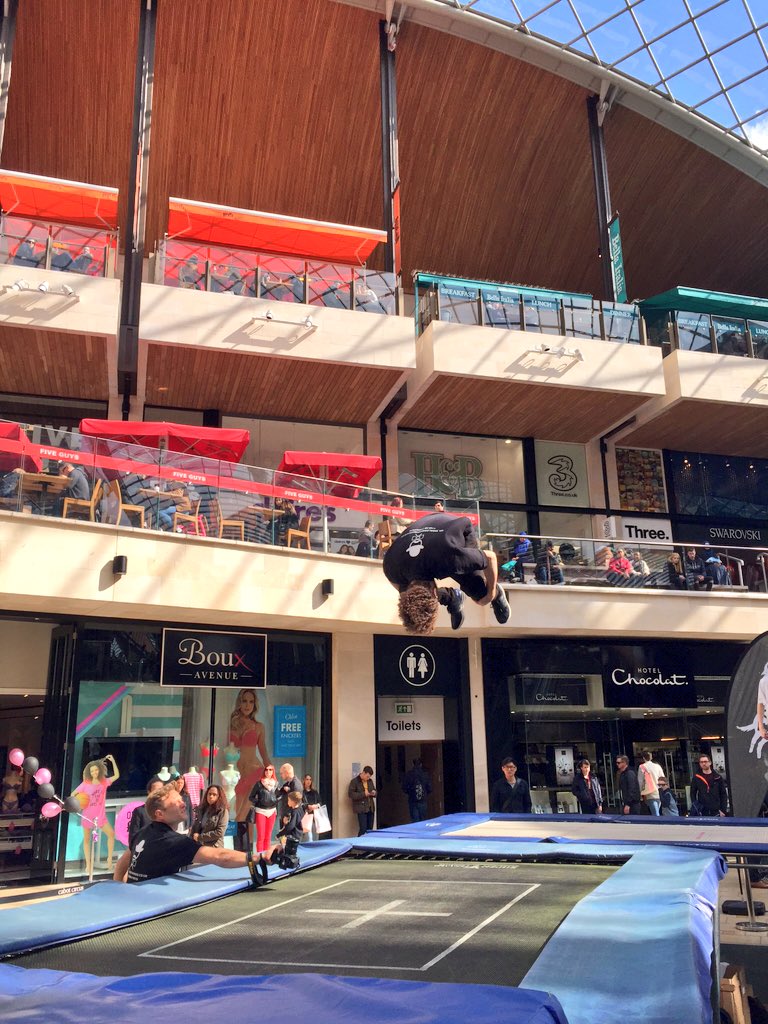 j_tully's tweet photo. Great day @CabotCircus with @FreeDogUAC @okworldwidecrew - same again tomorrow- come on down! #Freedog #events https://t.co/UxNPjCcPc0
