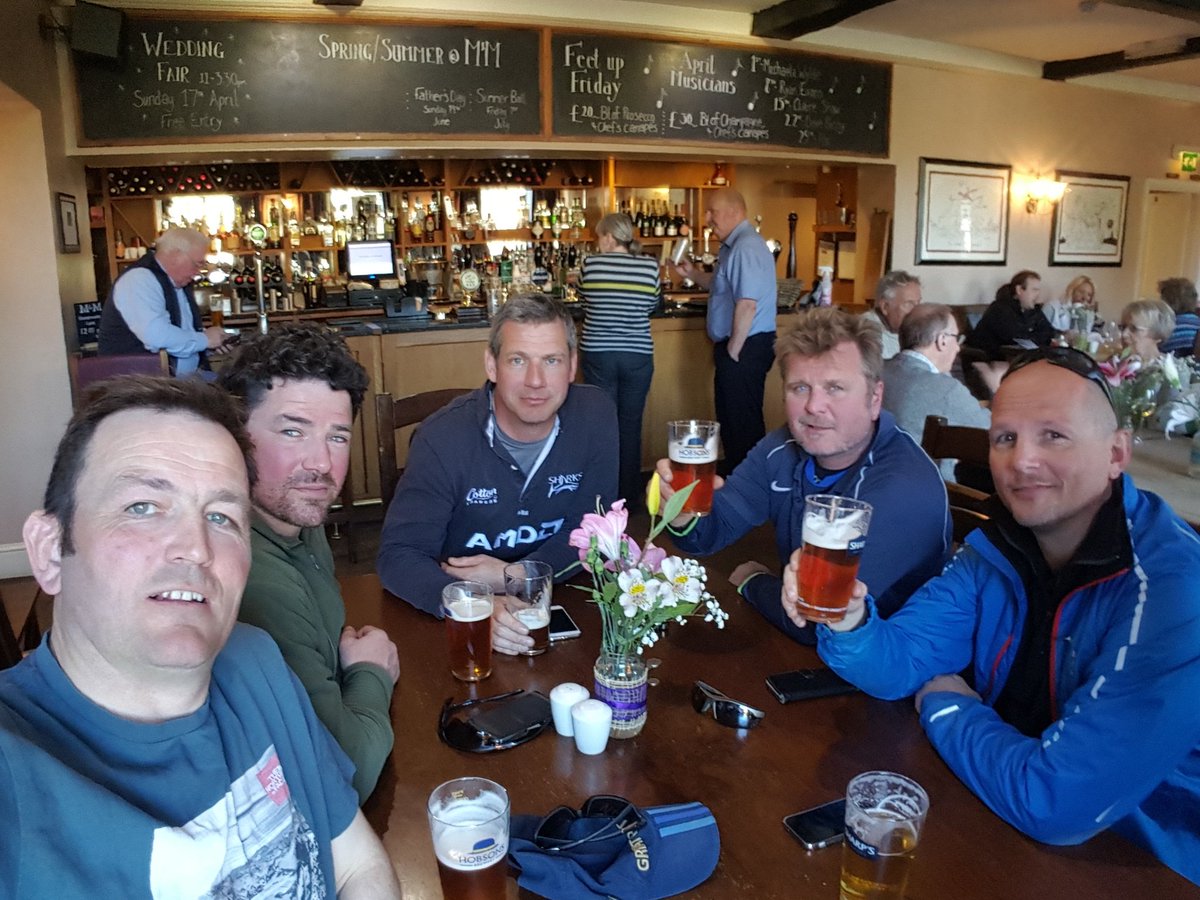 AjbWoodfield's tweet photo. @ShrewsTouch @magsevern @CR_UK @ParkinsonsUK @HopeHouseKids 
Rehydration was the first thing on the agenda ! https://t.co/zOKaYOKwcT