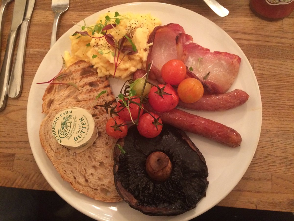 cupnstring's tweet photo. When brunch looks &amp; tastes this good @LewissofMoseley you could easily stay a bit longer &amp; do lunch too! Next time! https://t.co/90F9i1bKAD