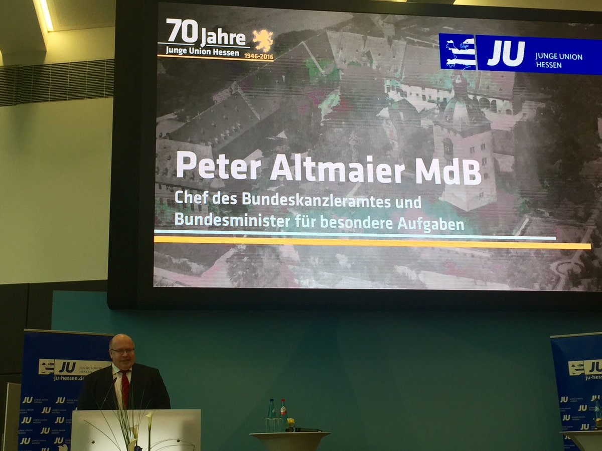 Jetzt spricht <a href="/peteraltmaier/">Peter Altmaier</a> bei der JU Hessen. Herzlichen Glückwunsch zu 70 Jahre <a href="/juhessen/">JU Hessen 🦁</a> #JUonTour