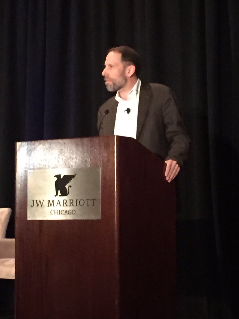 geriken2's tweet photo. Jeff Brenner (health hot spotter) says "My front desk person and MA were my community health workers."#Lown2016 https://t.co/lzIiwHuVhA