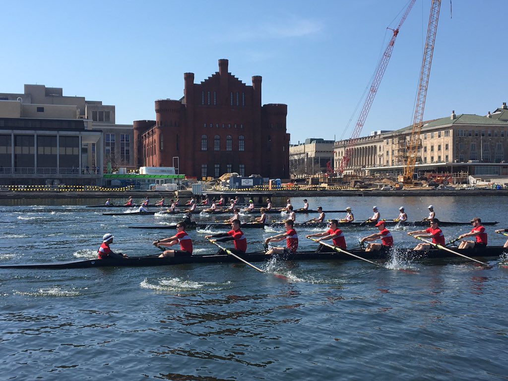 2V8 men on Lake Mendota -- UW B 6:15.2; Minn B 6:21.6; Minn C 6:21.8; MSOE B 6:48.9
