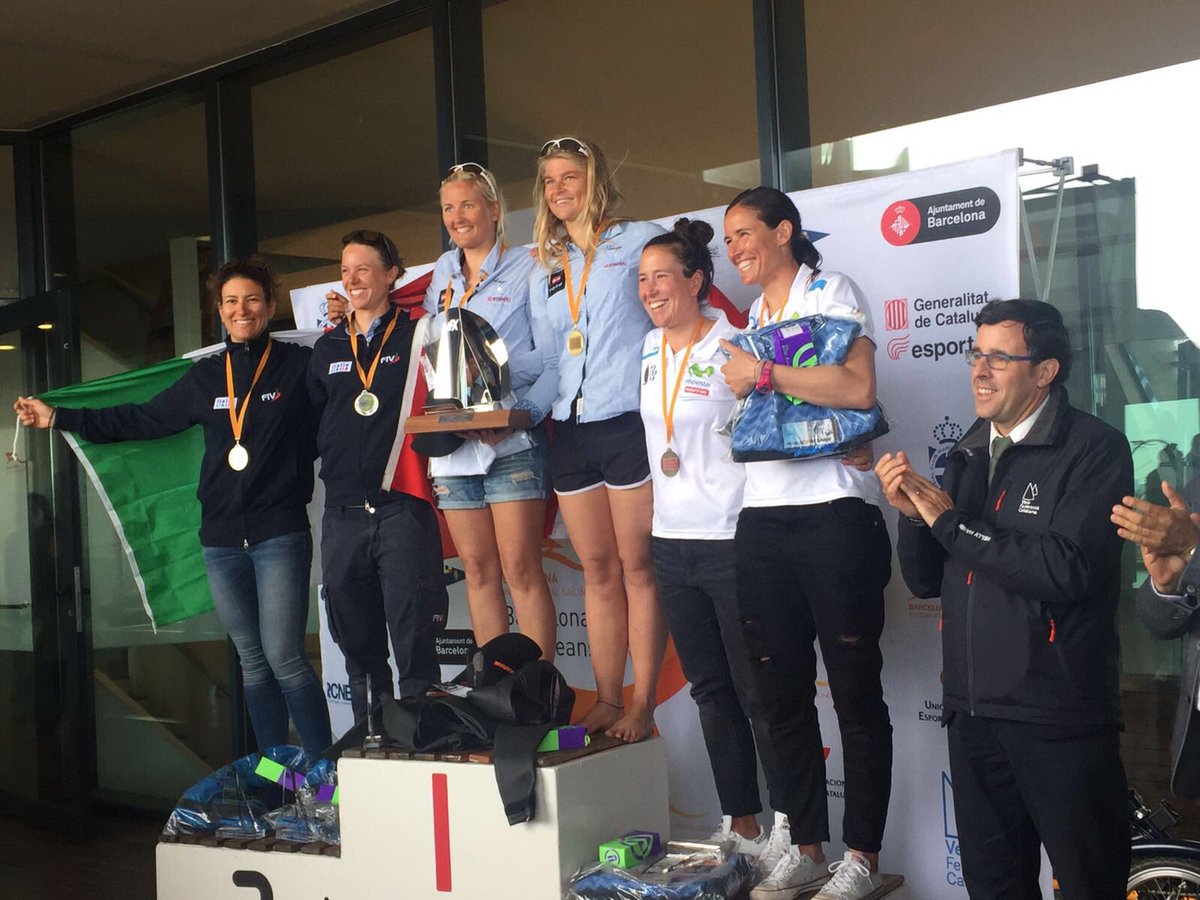 BcnSailing's tweet photo. Prize giving ceremony Congratulations to everyone!!! #49erBCN @49erSailing https://t.co/sFwh5DV7t5