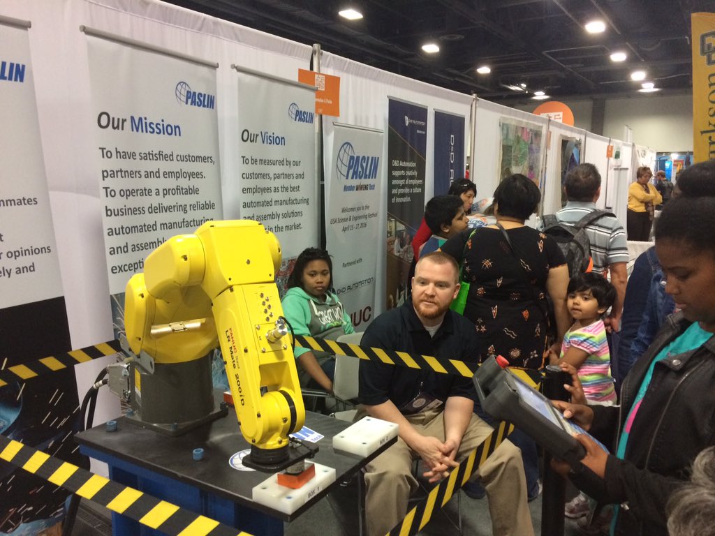 A3Robotics's tweet photo. Paslin and @ddautomation with a fun interactive display at #SciFest https://t.co/PteSfq2ueg