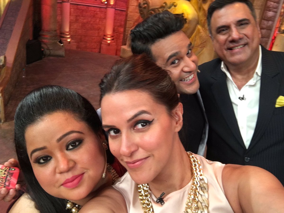 NehaDhupia's tweet photo. Watch us go nuts for the love of @SantaBantaFilm at 10pm tonight's on @comedynightsbachchao on @ColorsTV @bomanirani https://t.co/LQexS00o2f