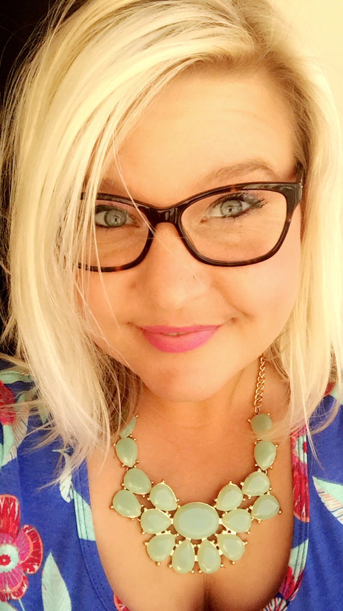 blondesRfun2's tweet photo. Loving Vegas #LasVegas #polotowers https://t.co/fahtnolQb0