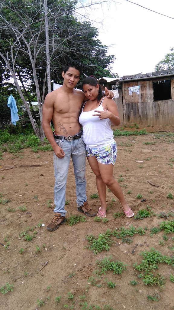 BvByron's tweet photo. Aki. Pasadola com mi cuñada https://t.co/WD5fJcRwJC
