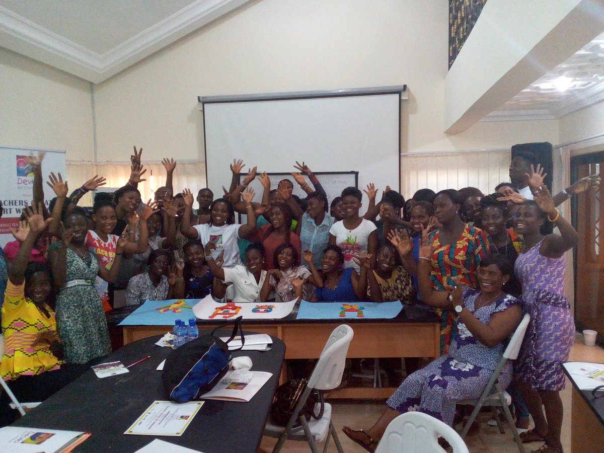 BloggingGhana's tweet photo. Group picture with all the participants and all who contributed to the event.
#CreativeTeachingGh
#DevioArtsCentre https://t.co/41tOkyuaCS
