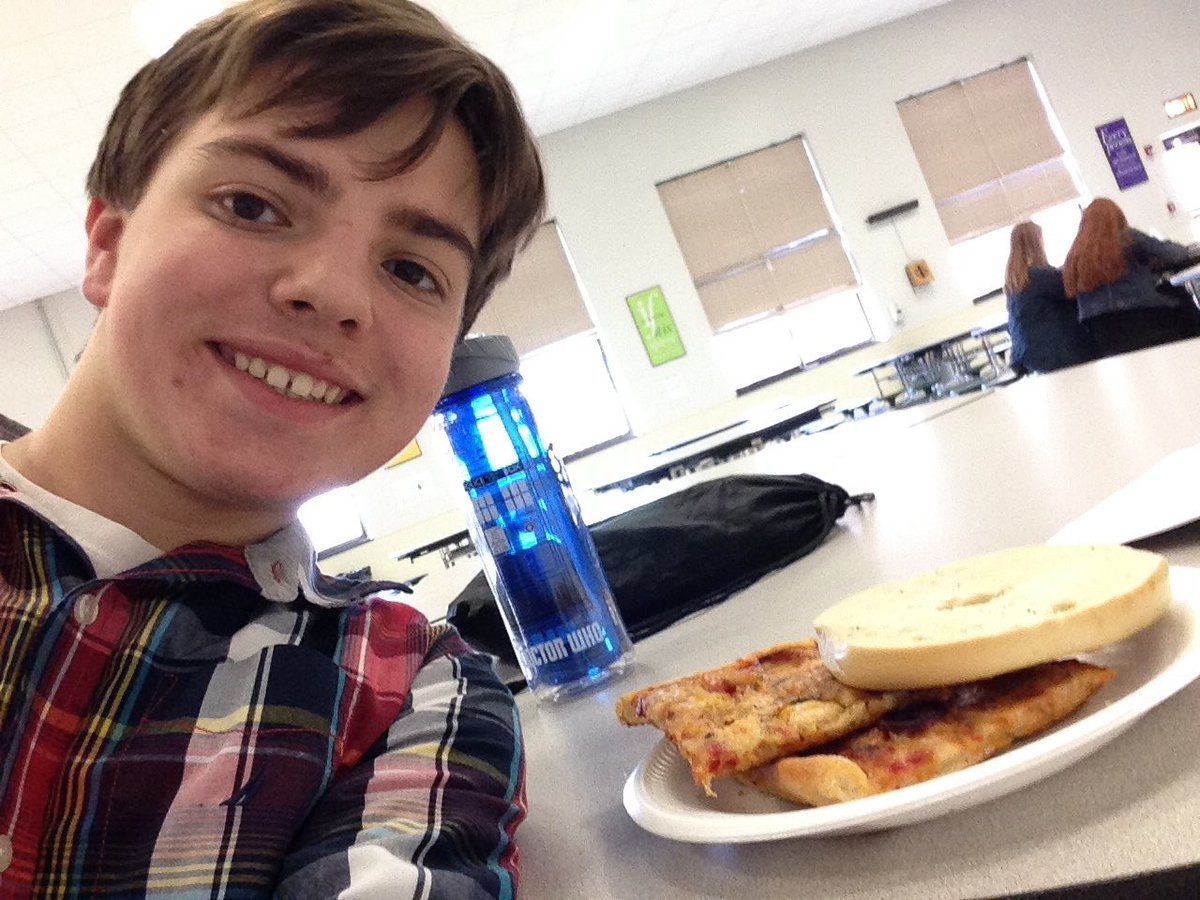 Trey Caso (@treyqueso888) on Twitter photo 