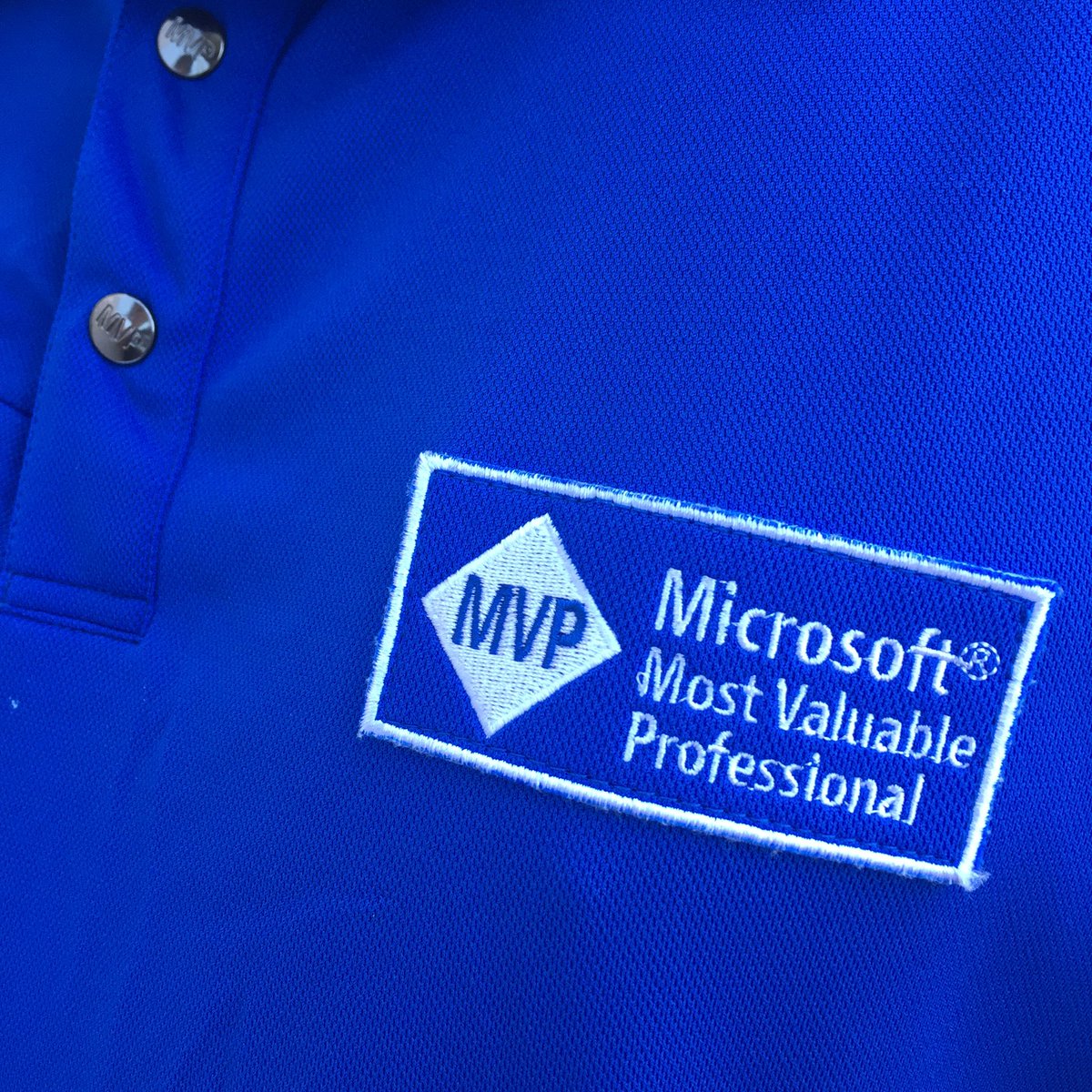 FundacionJala's tweet photo. Tenemos el agrado de tener como presentador a @miklosoft en el evento mundial #gabc2016 #Bolivia https://t.co/vYdOjz7IPC