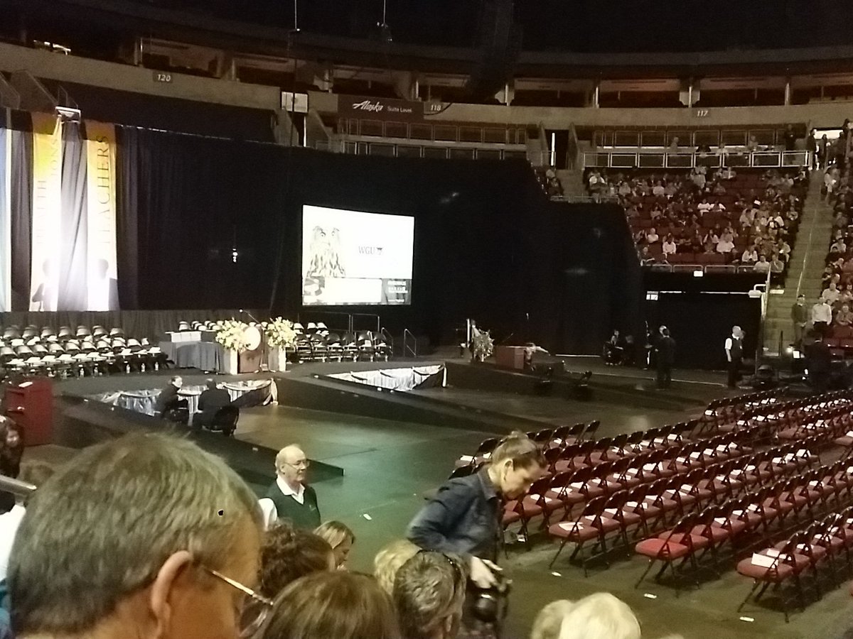 Excited to hear Chancellor Floten at commencement! #wguwa16