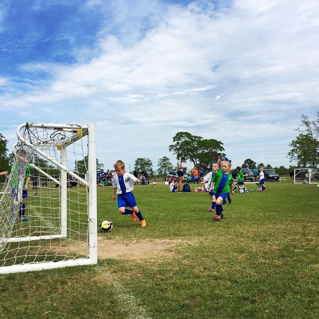 AshleyTravels's tweet photo. Love watching my boys play! #boymom #soccer #gcysc https://t.co/hrsYyLq3M4 https://t.co/Wfgyaa4Px0