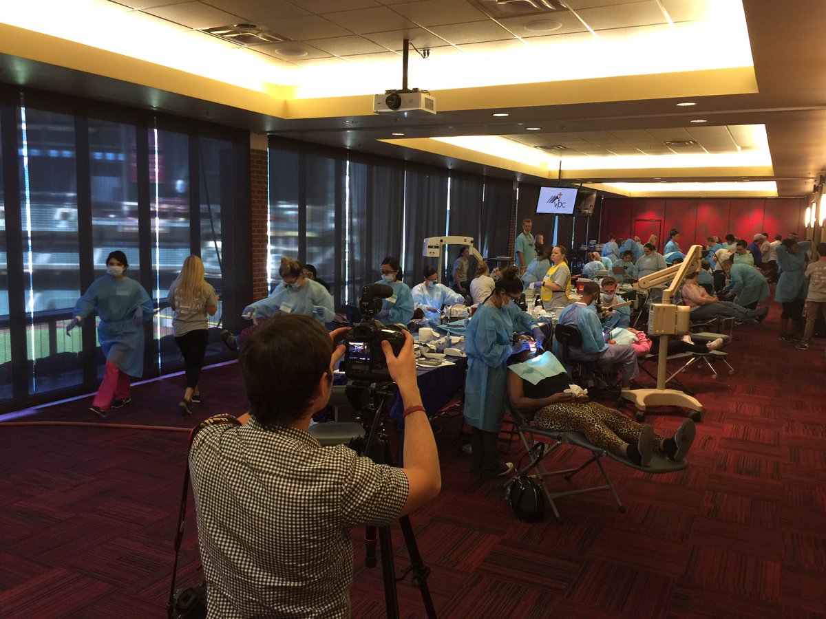 CADSAZMOM's tweet photo. Thanks @azcentral for covering #HopeFestPHX!!! #AZMOMcares #AZMOM #FreeDental https://t.co/8n3tJUJ696