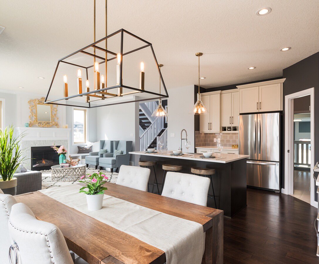 innovahomes's tweet photo. Our show home is open all weekend. Come done and check it out. 82 Aspenglen Drive in Spruce Grove. #custombuilder https://t.co/SmXHSyLwhc