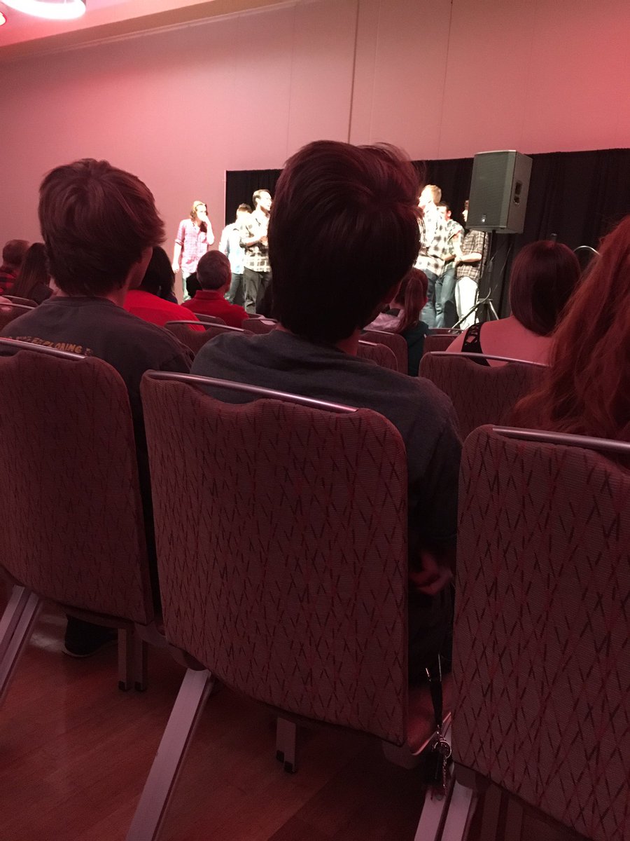ElizabethhSloan's tweet photo. This guy's ginormous head might be blocking most of my view, but not the glorious music! #grainsoftime https://t.co/wyXrMcKHAT