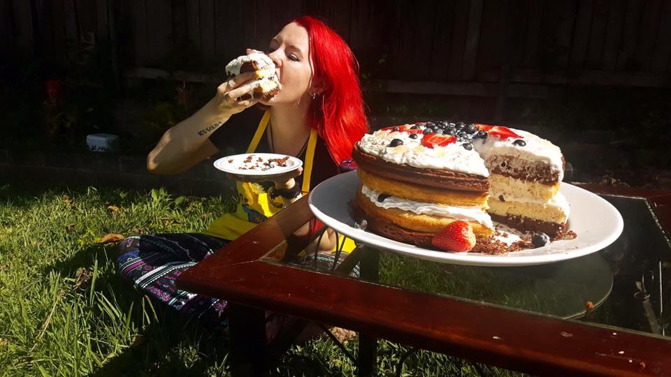 TESOnline's tweet photo. Chef Donolon would be proud of this gorgeous Jubilee Cake that @DovahQuinn_ whipped up for #ESO's anniversary! https://t.co/KRoLyA8j5S