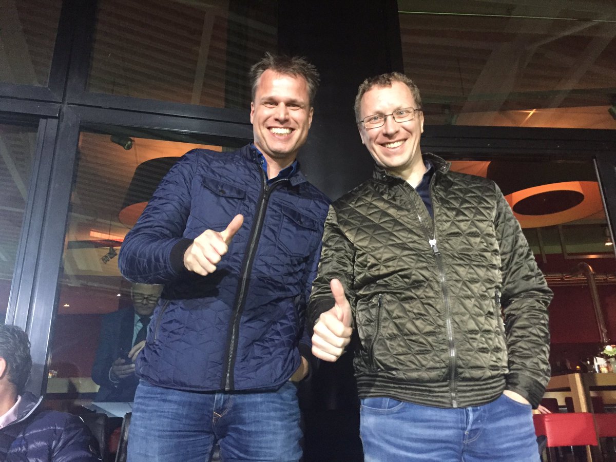 AstridAGEVENTS's tweet photo. Mooi avondje #AZ met klanten o.a. Jelger Klinkenberg van #fredconstant, @NHOnderneemt https://t.co/QWWCO7kimH