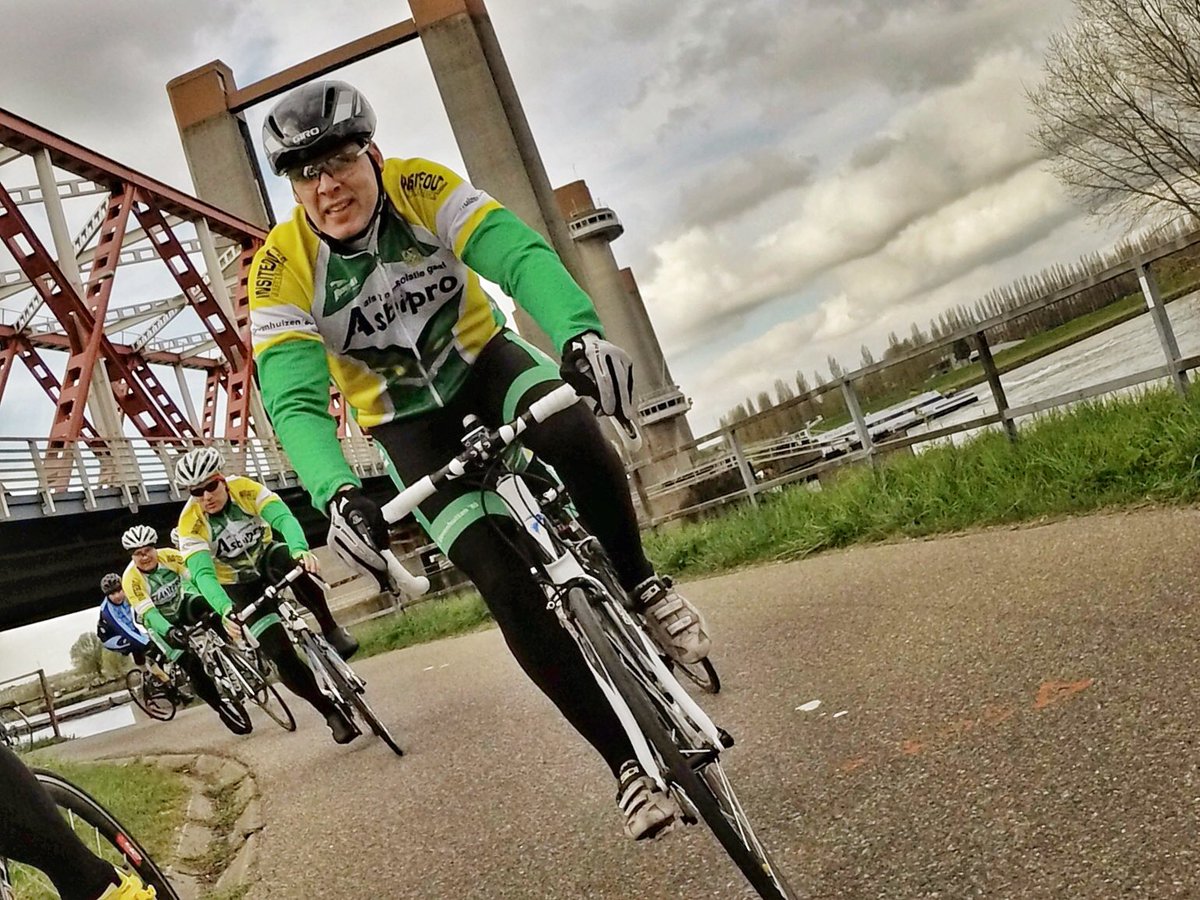 tczevenhuizen80's tweet photo. Nog 1 nachtje slapen, de dan de Omloop van #Rotterdam @omlooprotterdam #mijntoertocht #cyclewe https://t.co/HxPiP741Tz