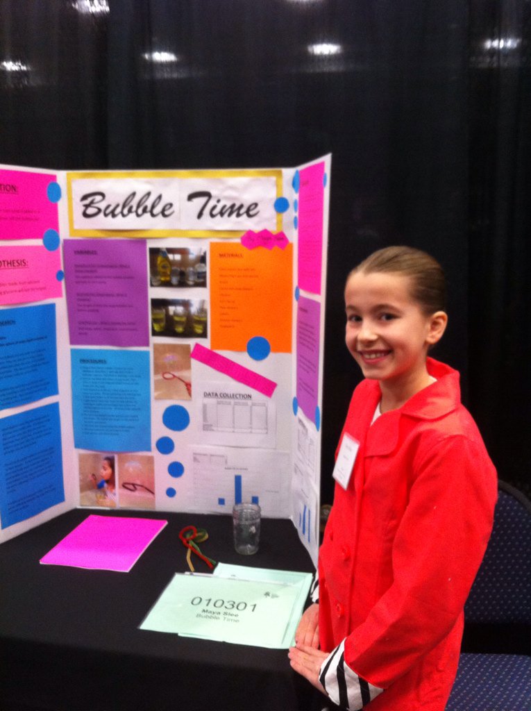 MsBarringtonCG's tweet image. Congratulations to Maya, Hetvi, and Shaye! #awardwinners #whytimberlearocks @WoodBuffaloRSF @TimberleaSchool @FMPSD