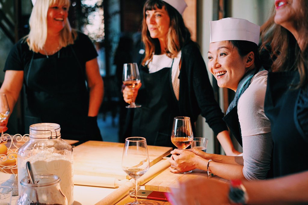 shoottheplanet's tweet photo. @InsightVacion media guests cooking up a Tuscan storm today #insightmomentslg  #insightitaly https://t.co/RxZy6nbEeS
