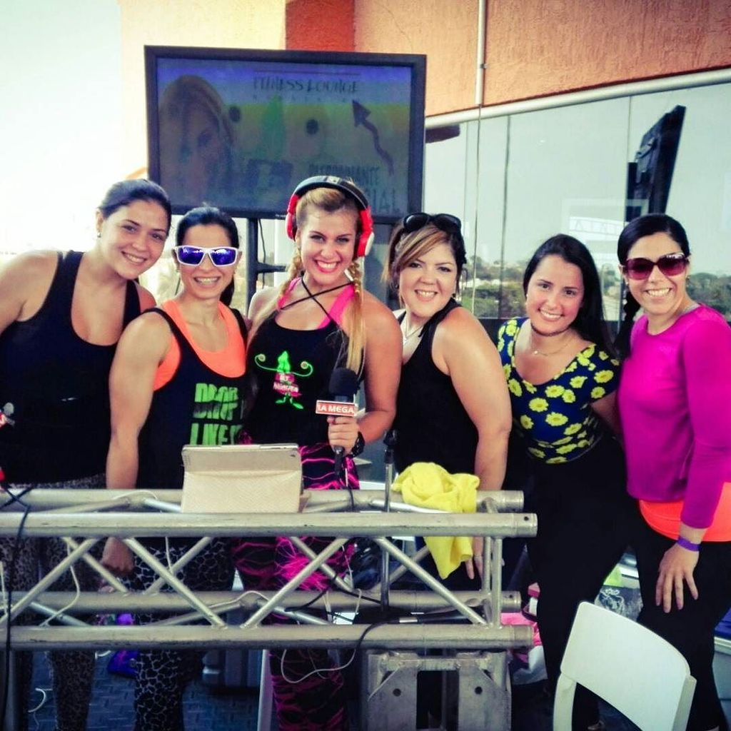 CarlosJJuaarez's tweet image. Celebrando el #1erAniversario #vidaespinaca
@espinacaws es una niña bella, entusiasta y profesional, que tengo rato…