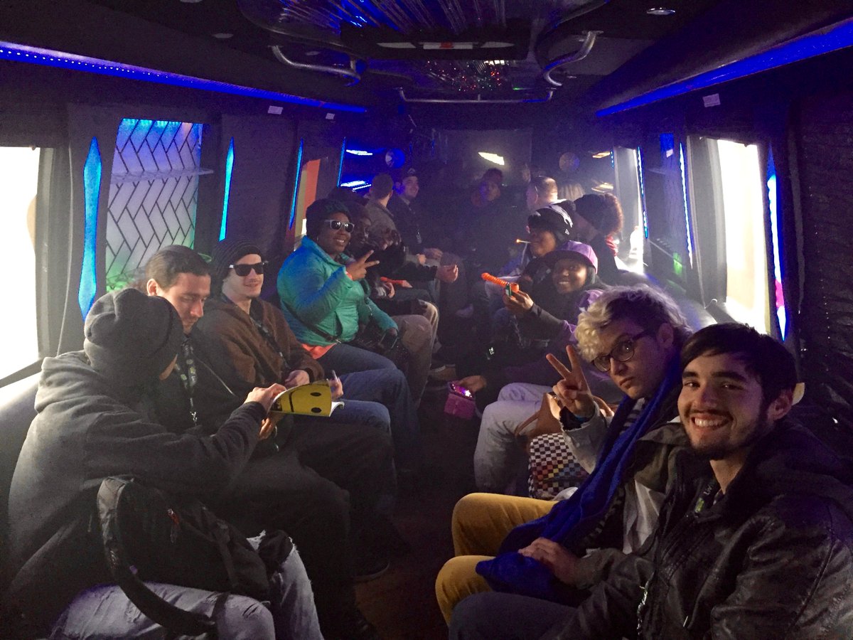 Hop on the #420 friendly shuttles all day today &amp; tomorrow! #WCW16 #My420Tours #YourFriendsinHighPlaces