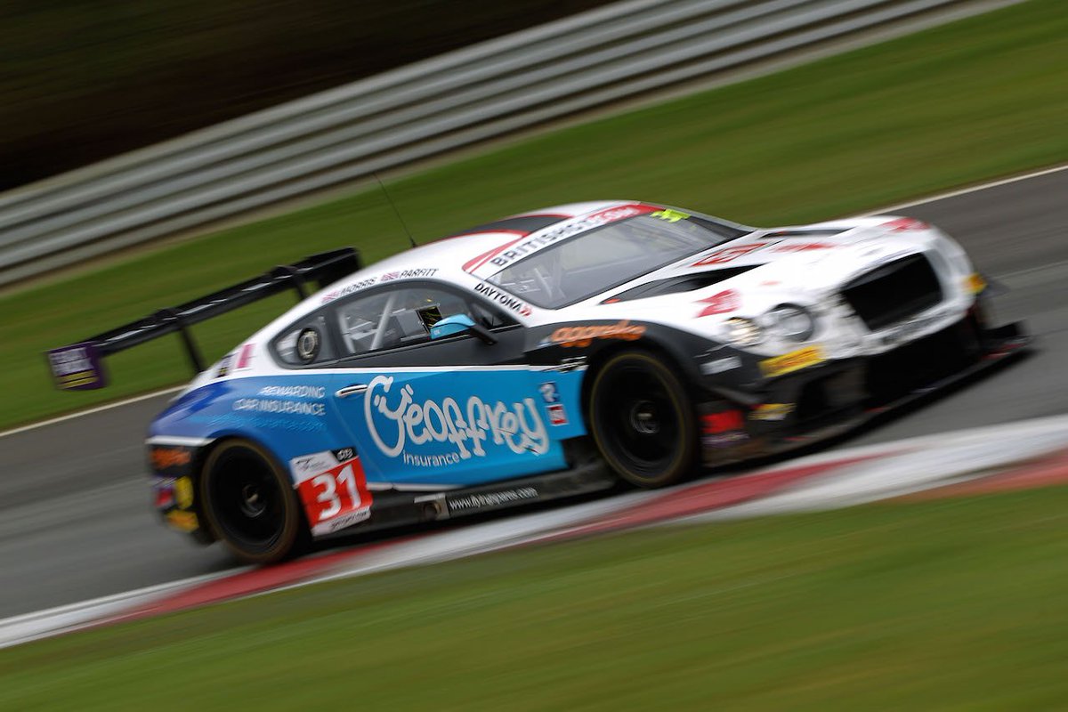 BritishGT's tweet photo. GT3 QUALI REPORT @teamparkeracing's @RickParfittJnr &amp; @SebMorris31 dominate at @Brands_Hatch https://t.co/yfE9Pbsrpt https://t.co/SHV6aI7mBX