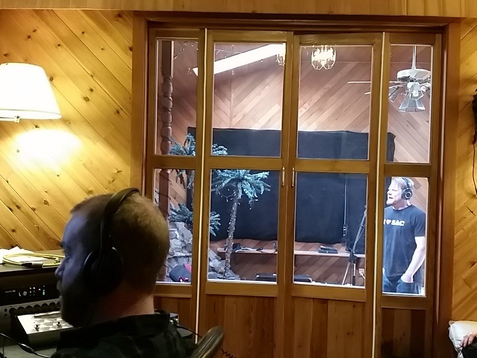 burlap_sac's tweet photo. Overdubs and fun #BurlapSac #recording https://t.co/1bLmjlvNbJ