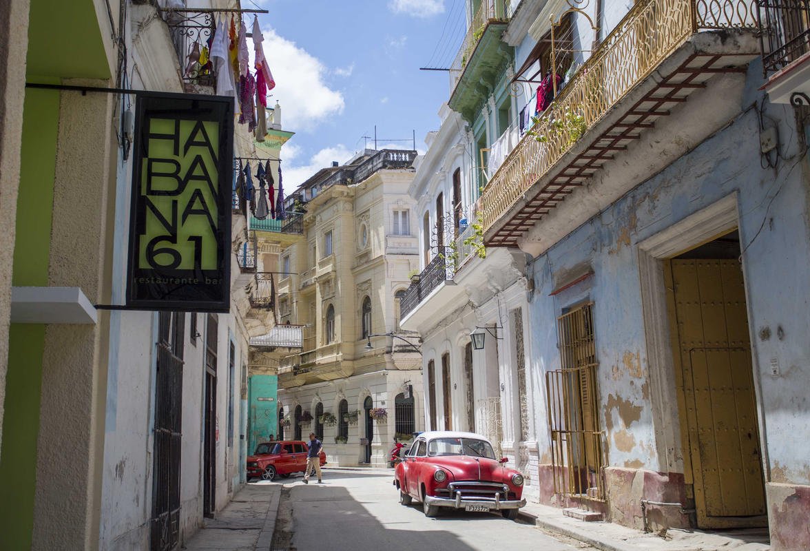 On one #Havana street, #gentrification exposes old inequality in #Cuba bit.ly/1TbzHBP?utm_me… https://t.co/YZl7DB5THh