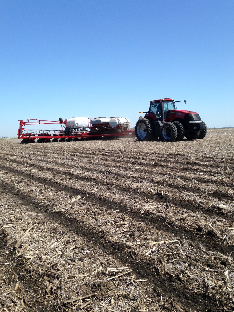 Gudeman Ag rolling in Francesville, IN <a href="/dgudeman/">Darin Gudeman</a>   @SpecialtyHybrid