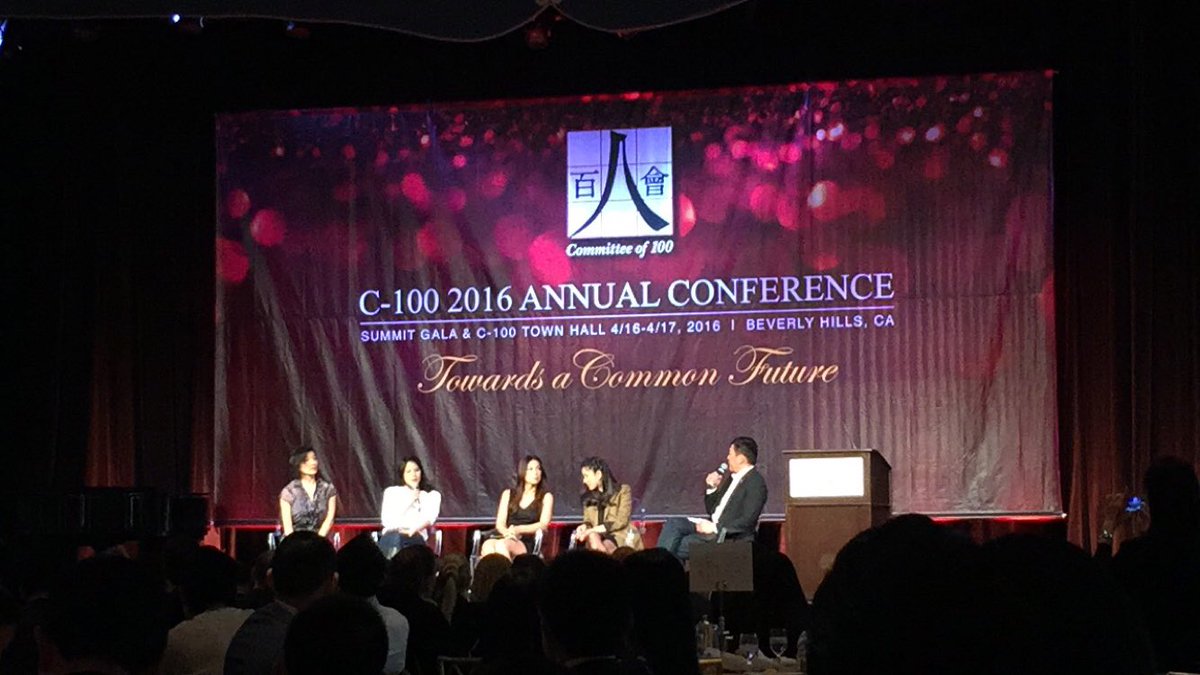 hiloree's tweet photo. An inspirational #sexychinese panel at #C100CONF2016 w/ @TEDDYZEE @joanchenchong @ConstanceWu @MingNa #LynnChen ! https://t.co/QDaBOLqcHv