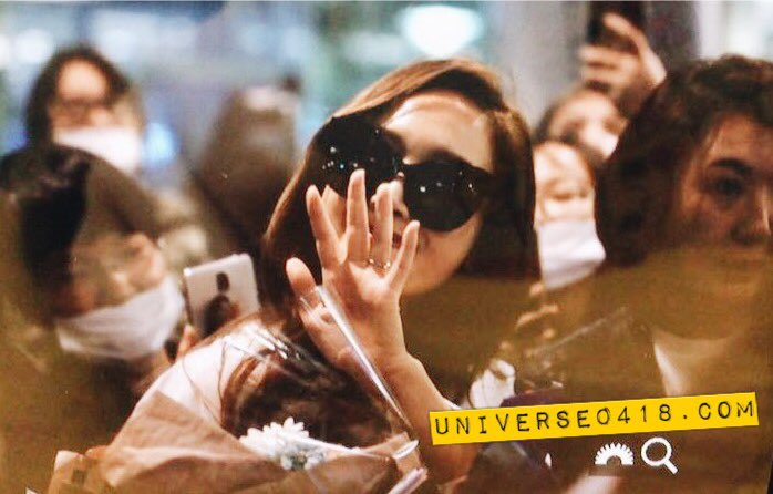 [PIC][17-04-2016]Jessica trở về Hàn Quốc vào sáng nay CgMVvOkWwAAOHya