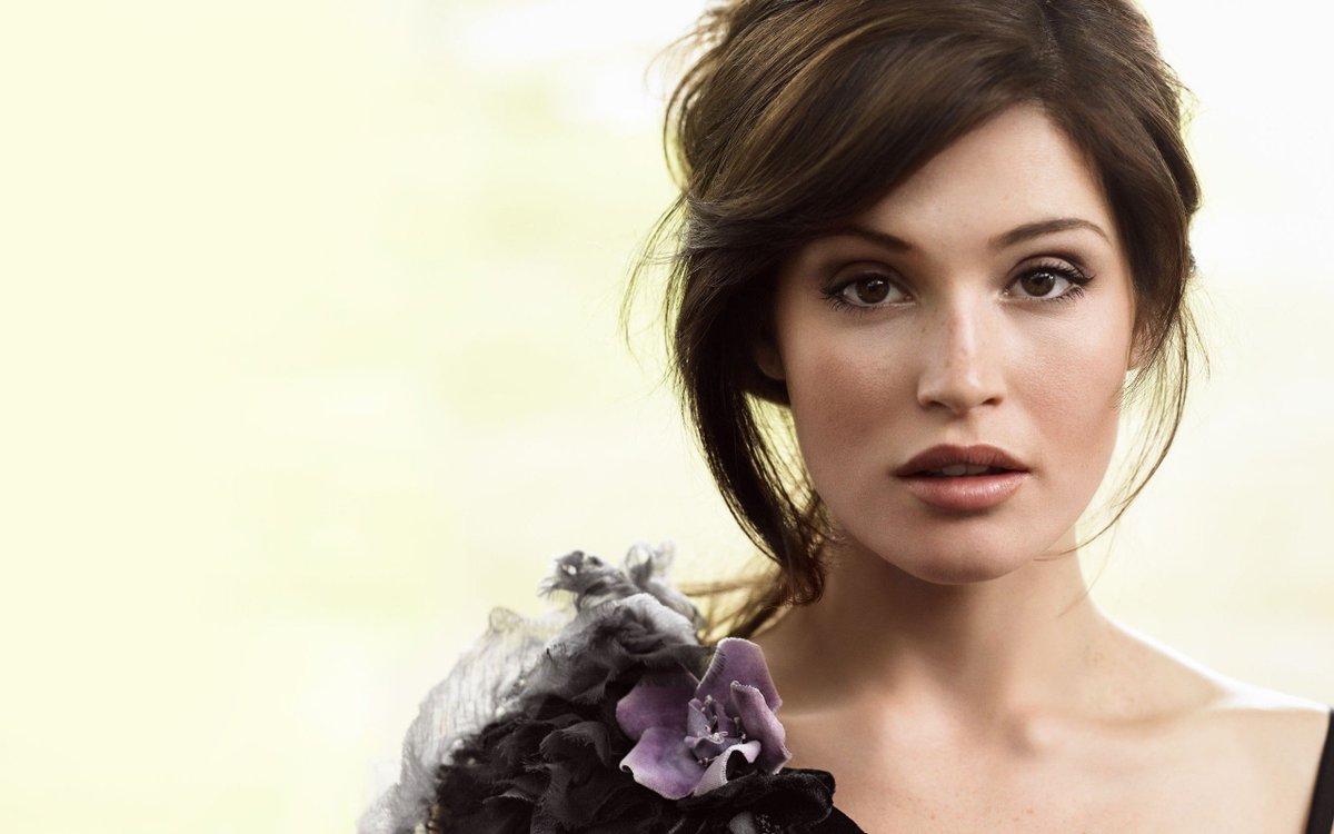 Girl_Beauties's tweet image. Gemma Arterton.